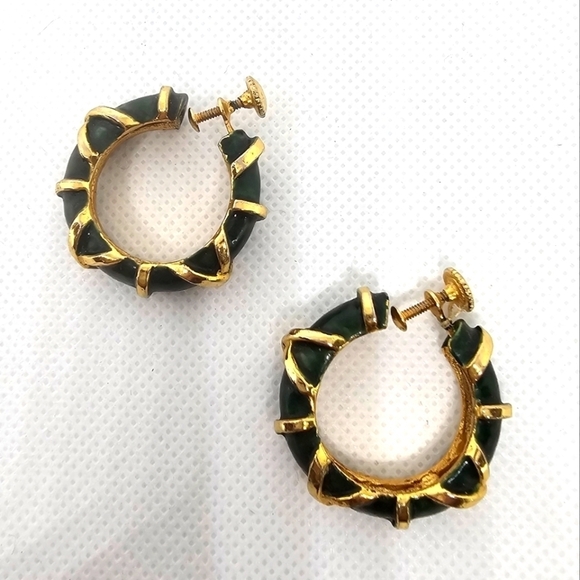 Zentall vintage screw back gold and green enamel chunky hoop earrings - Picture 2 of 4